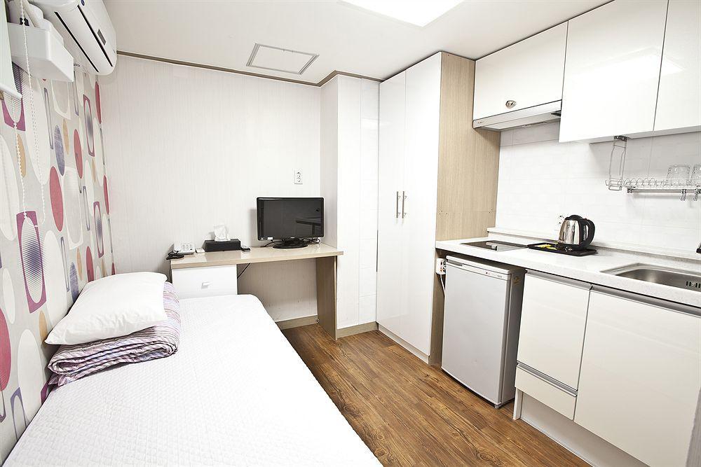 24 Guesthouse Edae Сеул Екстериор снимка