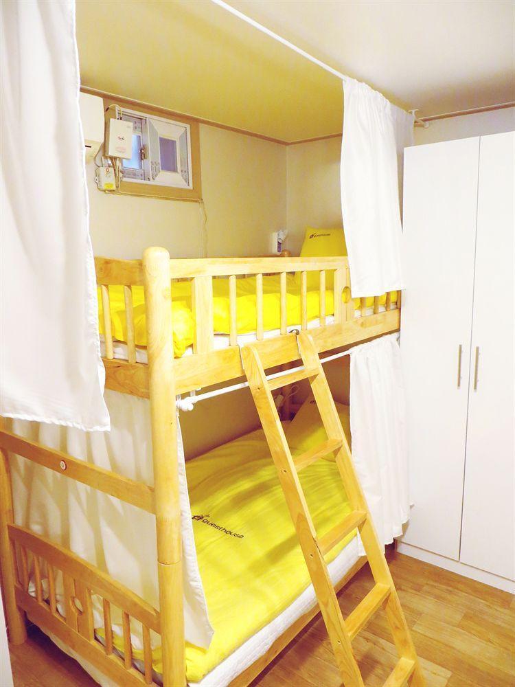 24 Guesthouse Edae Сеул Екстериор снимка