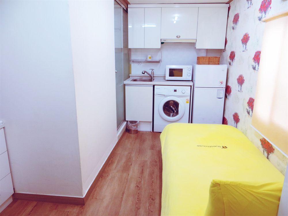 24 Guesthouse Edae Сеул Екстериор снимка