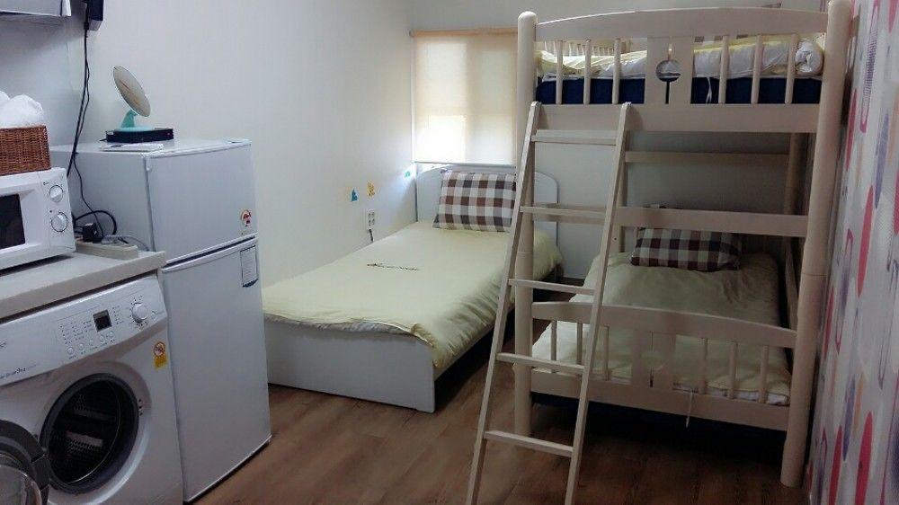 24 Guesthouse Edae Сеул Екстериор снимка