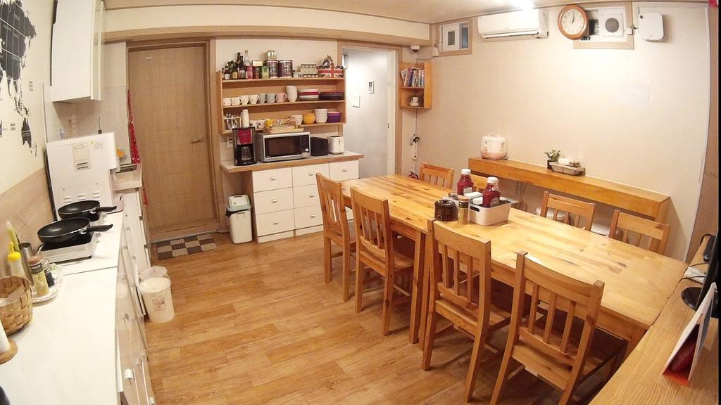 24 Guesthouse Edae Сеул Екстериор снимка