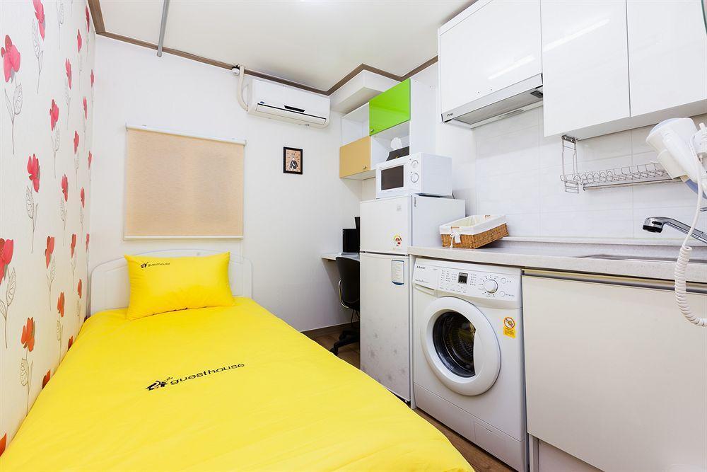 24 Guesthouse Edae Сеул Екстериор снимка