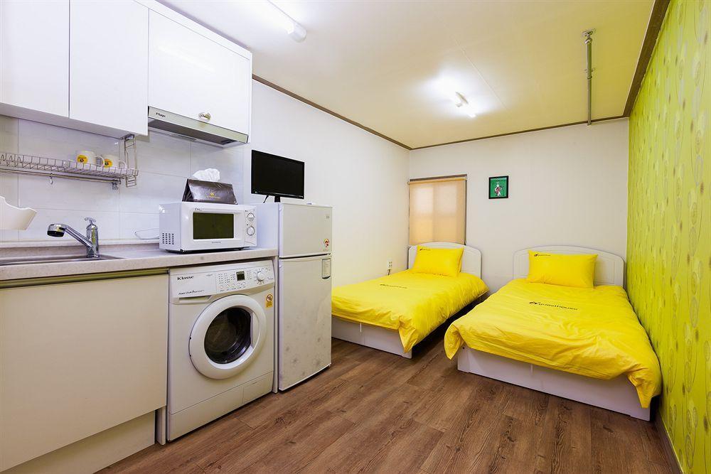 24 Guesthouse Edae Сеул Екстериор снимка