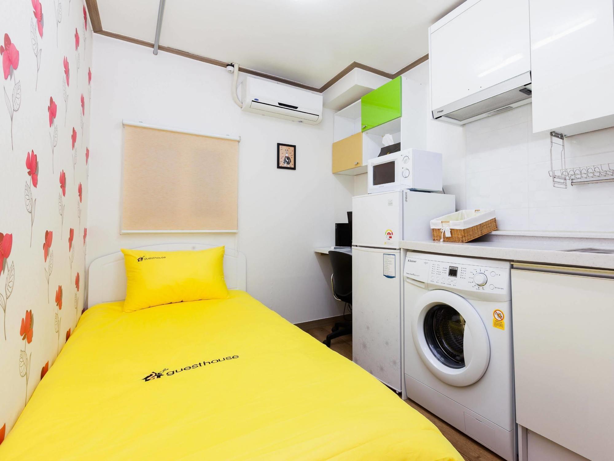 24 Guesthouse Edae Сеул Екстериор снимка